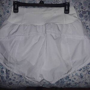 Main Fabric ladies medium white athletic/running shorts w/mesh liner &